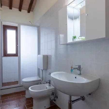 Hotel apartamentowy Montevecchio Montopoli in Val dʼArno