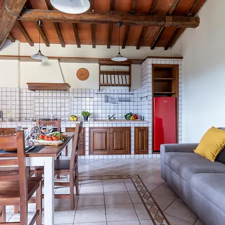 Montevecchio Hotel apartamentowy 3*