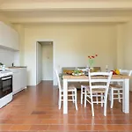 Montevecchio Aparthotel Montopoli in Val dʼArno