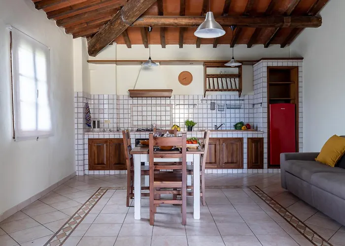 Montevecchio Aparthotel